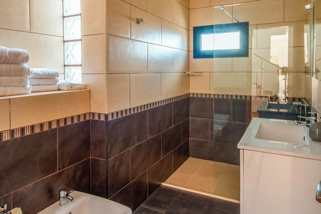 ACE_83129_Playa_Blanca_Beach_Mate_Villas_0621_15.jpg