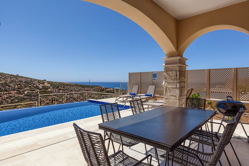 PFO_88820_Elite_Junior_Three_Bedroom_Villa_with_Private_Pool_UJ08_0125_01.jpg