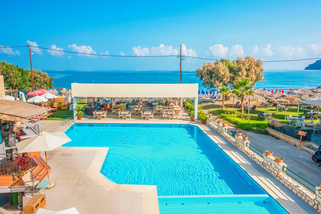 CHQ_84219_Erato_Beach_Hotel_1023_04.jpg