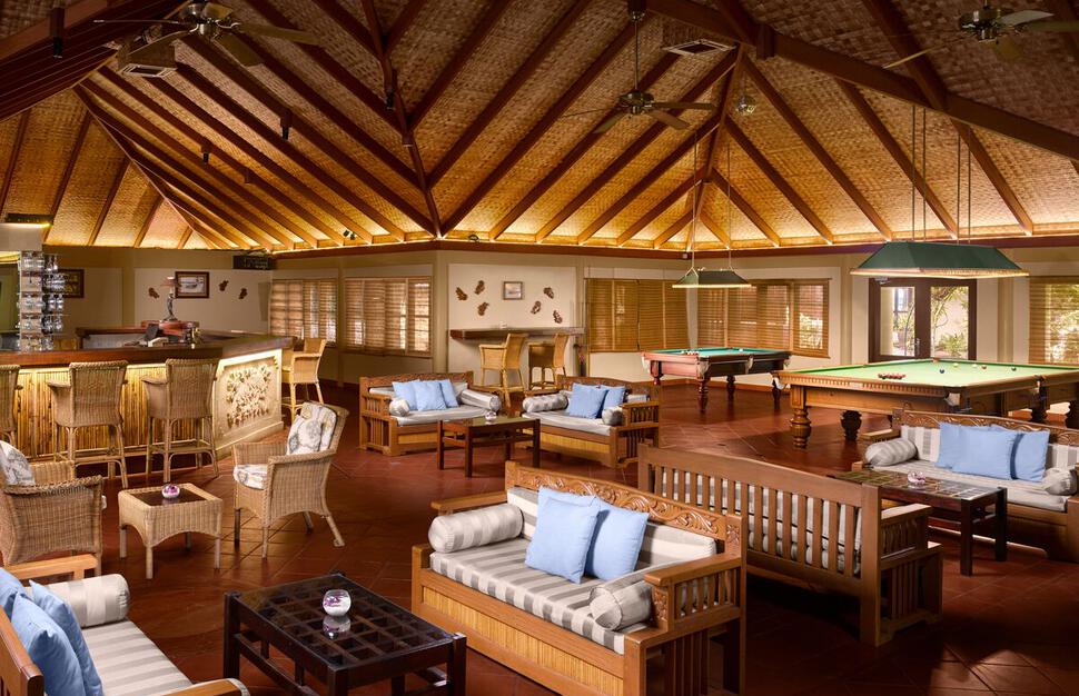 Royal-Island-Resort-Spa-16.jpg