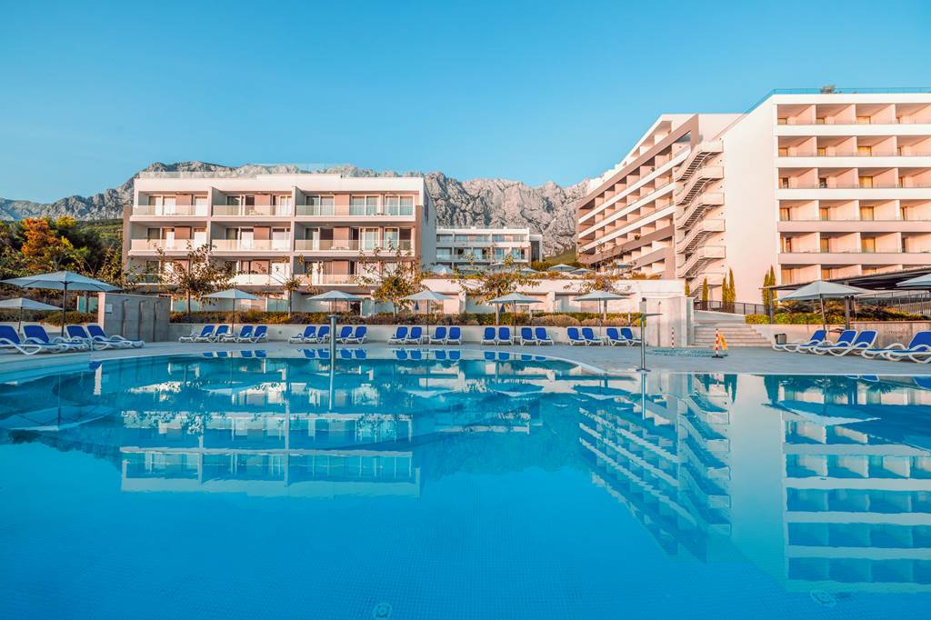 SPU_85054_Romana_Beach_Apartments_1023_05.jpg