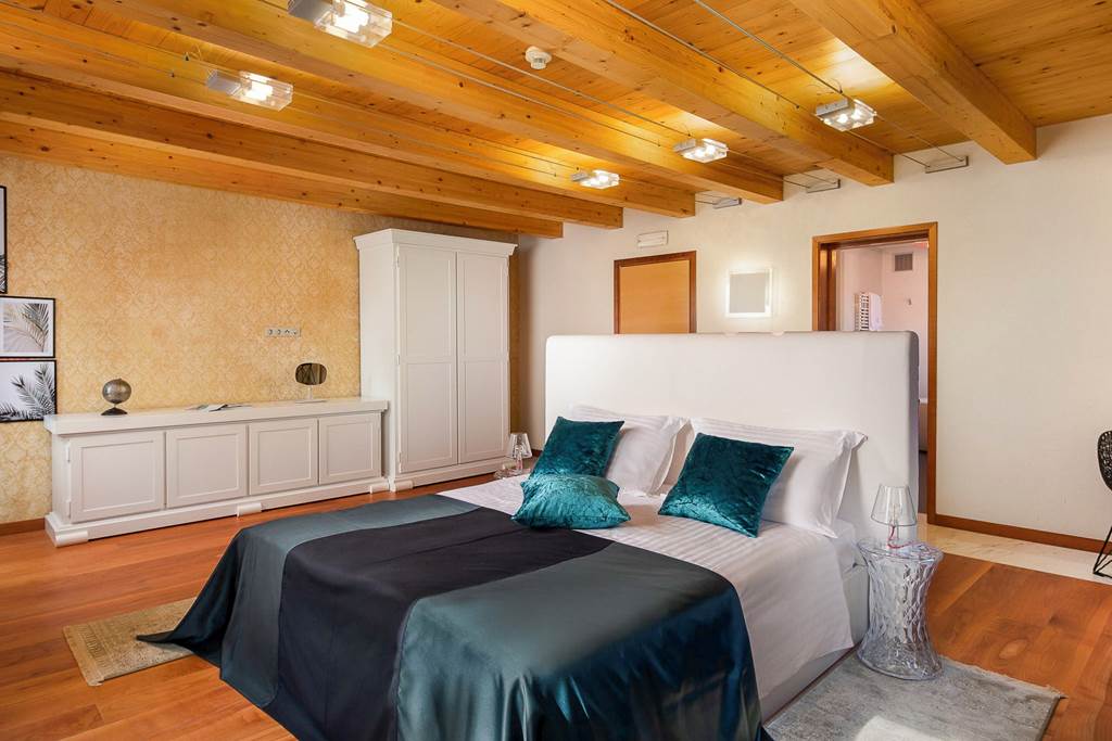 SPU_87192_Villa_Sea_Silence_0224_08.jpg
