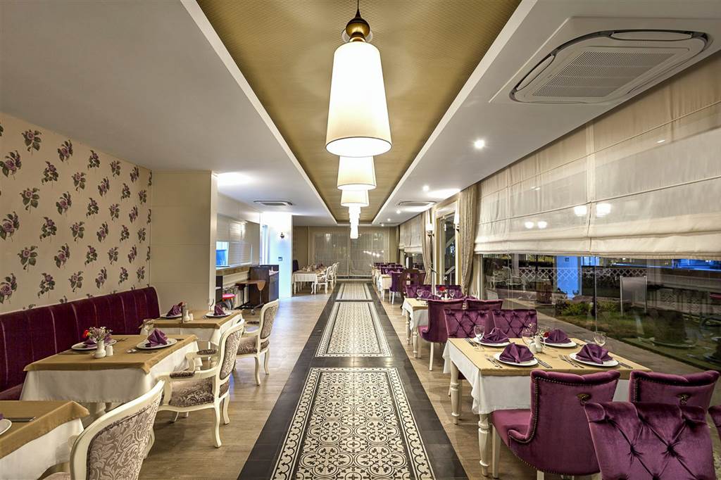 AYT_85710_Karmir_Resort_&_Spa_0823_05.jpg