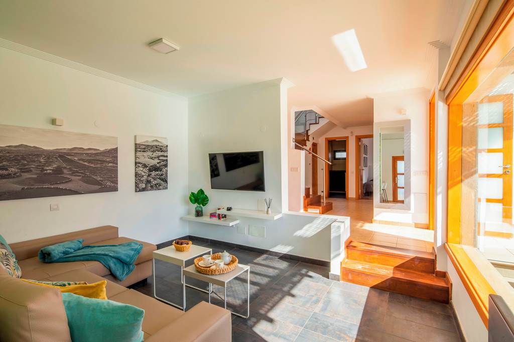 ACE_83129_Playa_Blanca_Beach_Mate_Villas_0621_14.jpg