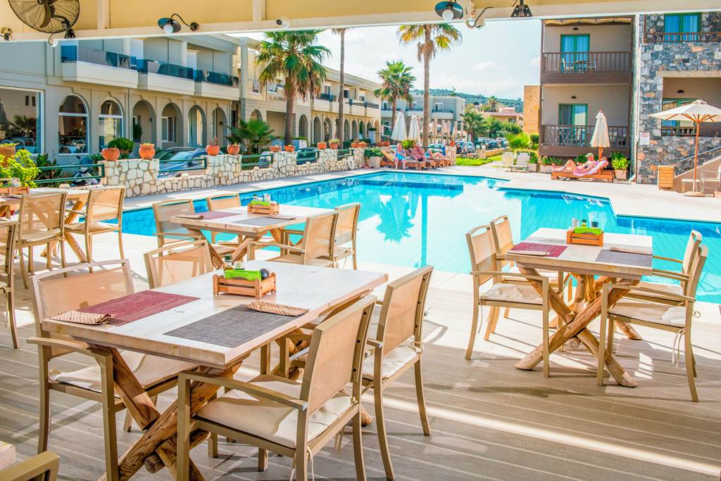 CHQ_84219_Erato_Beach_Hotel_1023_06.jpg