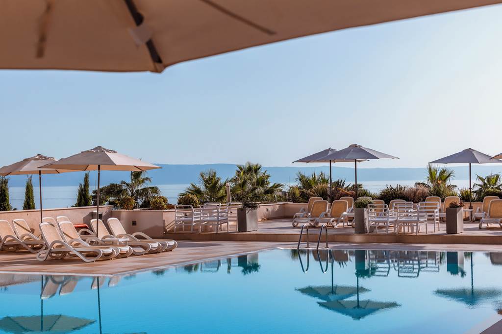 SPU_85054_Romana_Beach_Apartments_1023_03.jpg