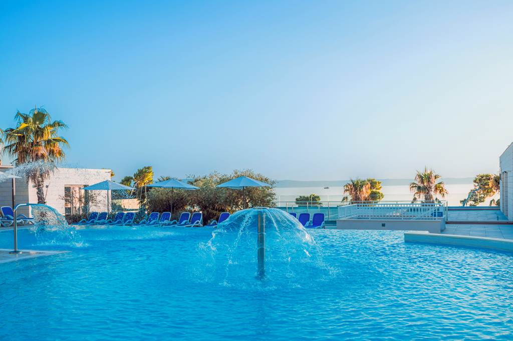 SPU_85054_Romana_Beach_Apartments_1023_04.jpg