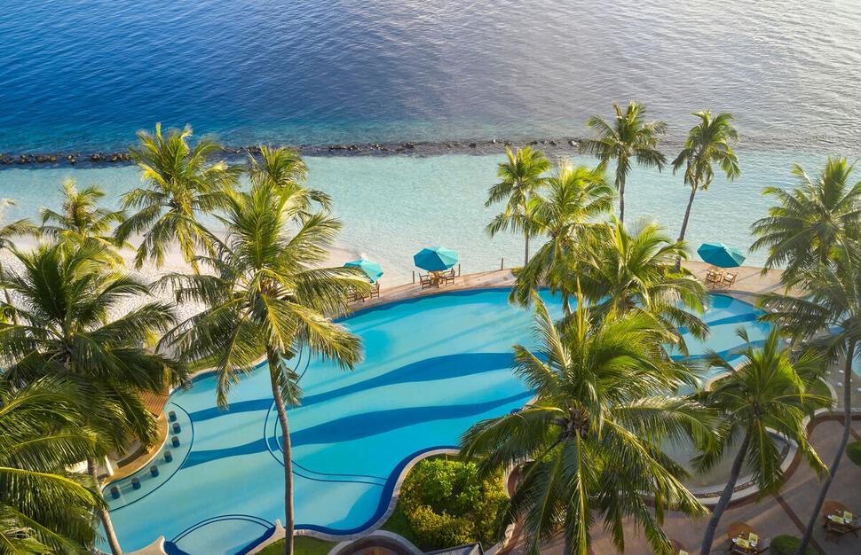 Royal-Island-Resort-Spa-5.jpg
