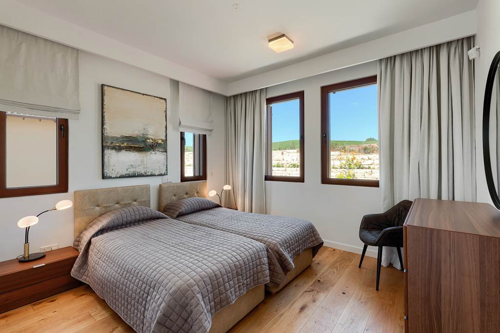 PFO_88820_Elite_Junior_Three_Bedroom_Villa_with_Private_Pool_UJ08_0125_15.jpg
