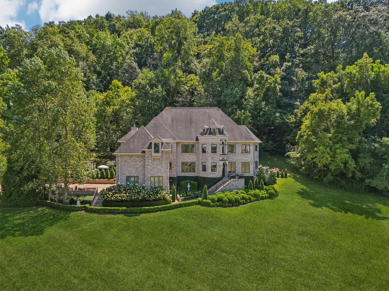 Real estate property located at 1060 Natchez Valley Lane, Franklin, TN