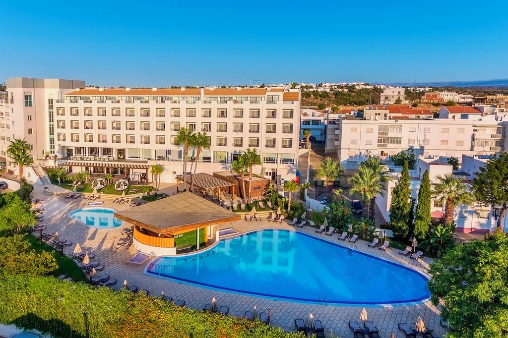 FAO_74742_AP_Maria_Nova_Lounge_Hotel_0723_08.jpg