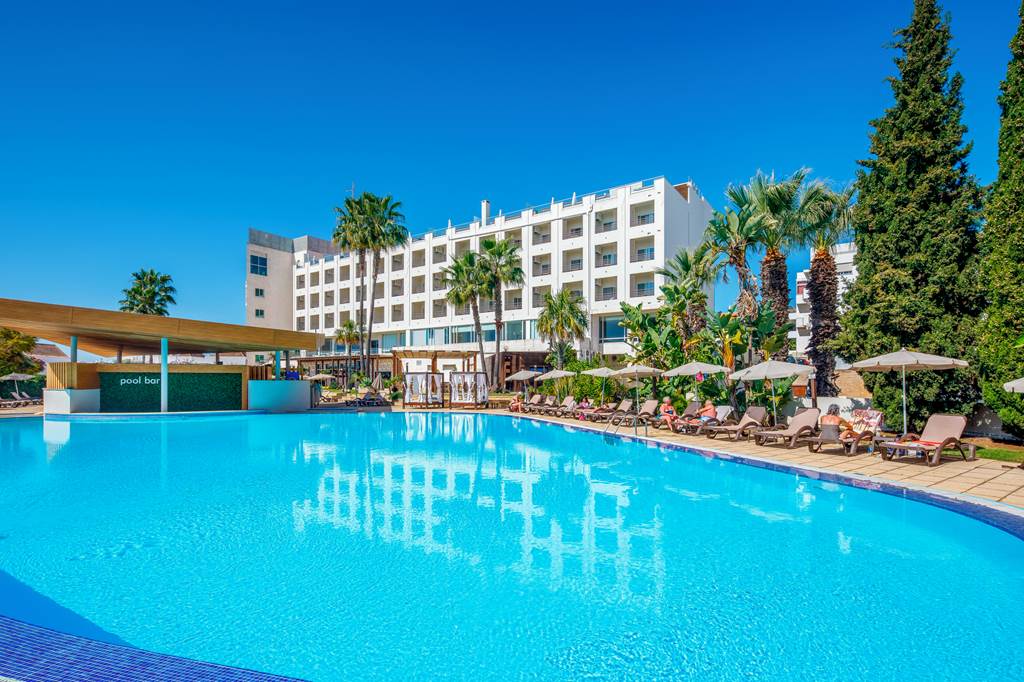 FAO_74742_AP_Maria_Nova_Lounge_Hotel_0723_01.jpg