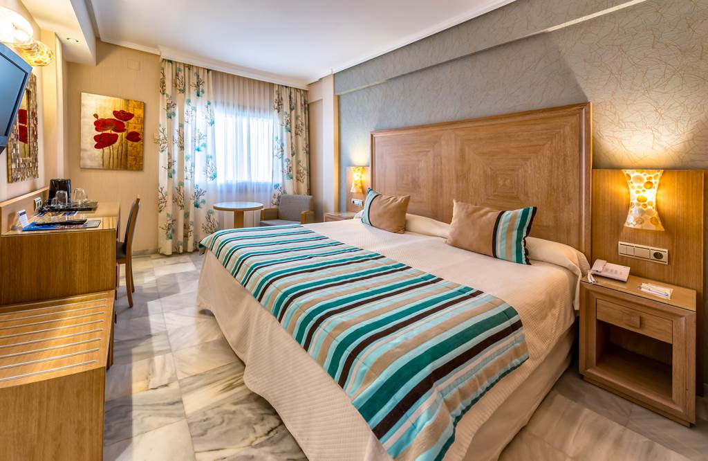 AGP_156_Hotel_Balcon_De_Europa_0422_04.jpg