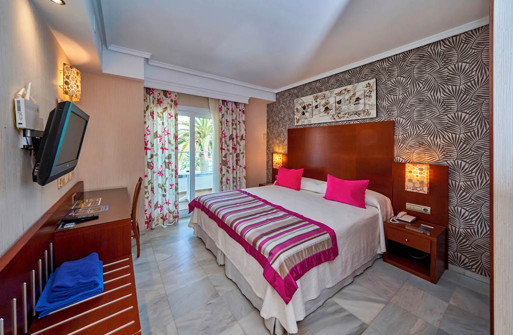 AGP_156_Hotel_Balcon_De_Europa_1221_03.jpg