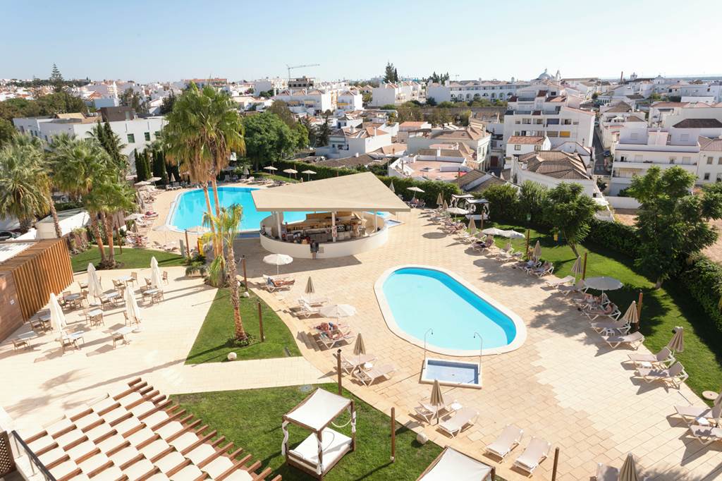 FAO_74742_AP_Maria_Nova_Lounge_Hotel_1018_09.jpg
