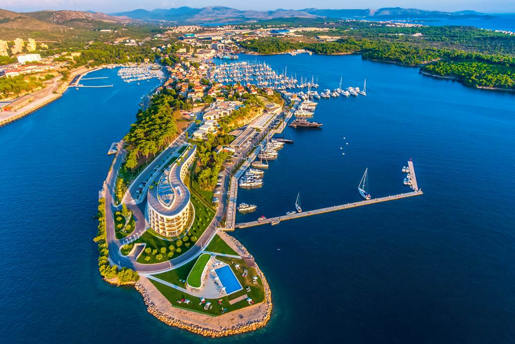 SPU_73788_D_Resort_0120_01.jpg