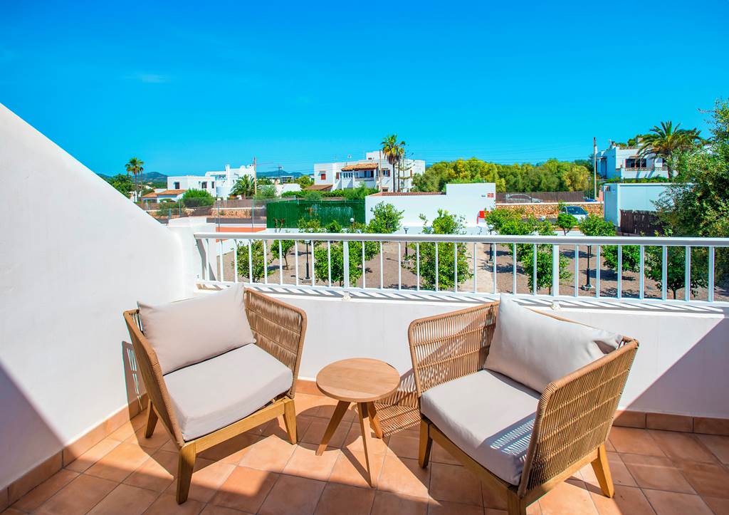 PMI_83357_Eques_Petit_Resort_0822_27.jpg