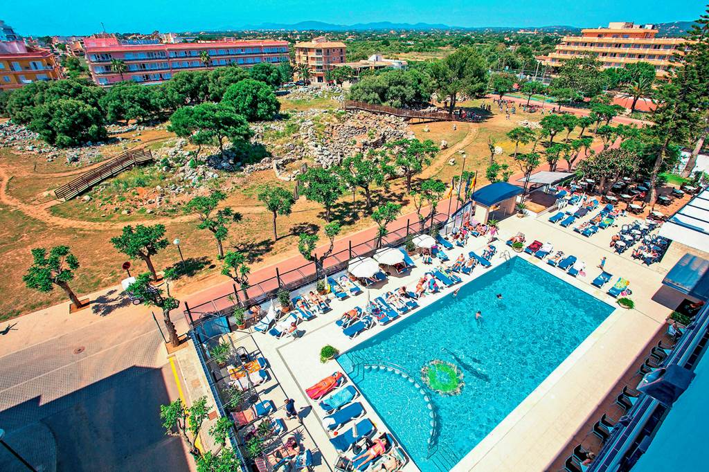 PMI_83388_Hotel_Mariant_1221_04.jpg