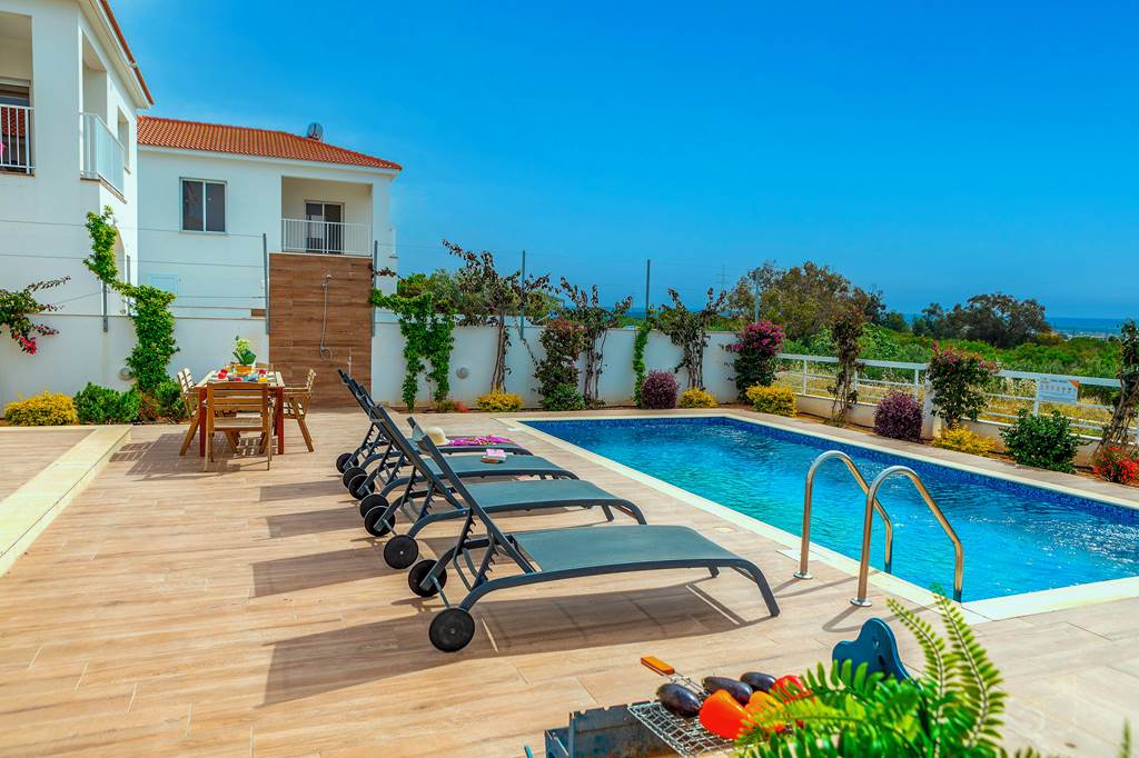 LCA_86631_Villa_Napa_Bay_View_4_1223_04.jpg