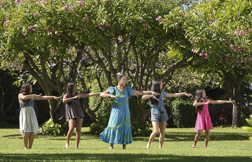 Outrigger-Kaanapali-Beach-Resort-10.jpg