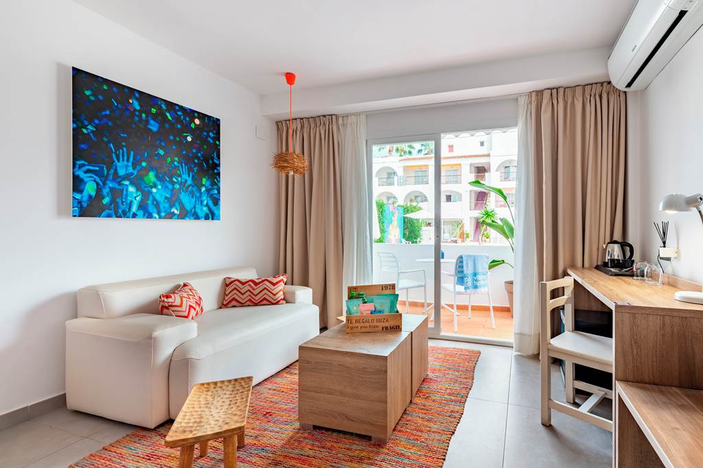 IBZ_70462_Hotel_Vibra_Bossa_Flow_0924_05.jpg