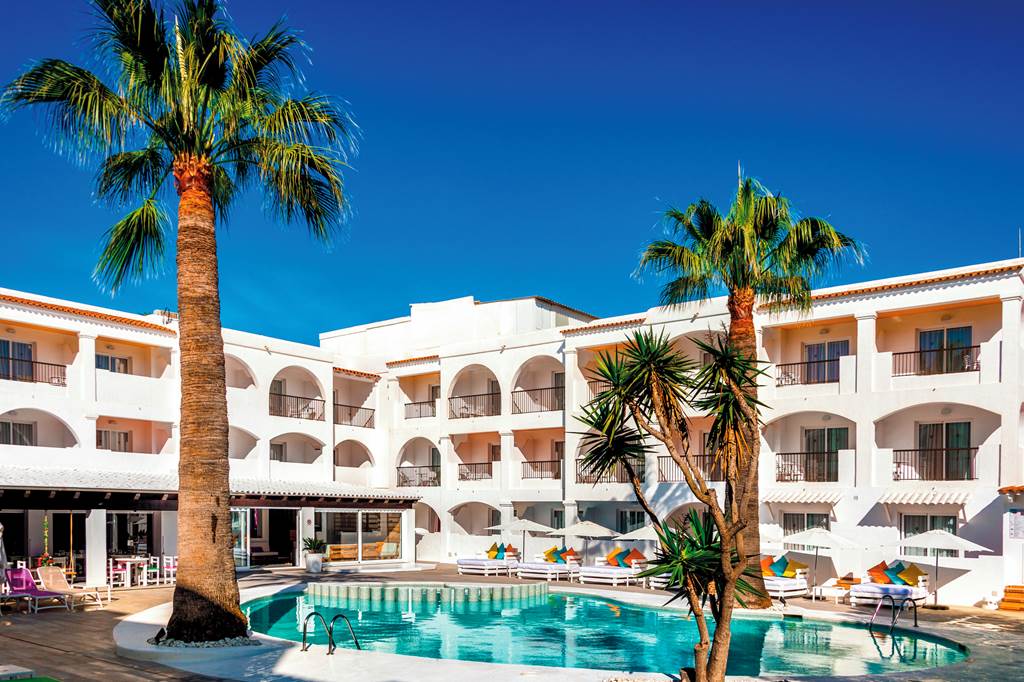 IBZ_70462_Hotel_Playasol_Bossa_Flow_0619_04.jpg