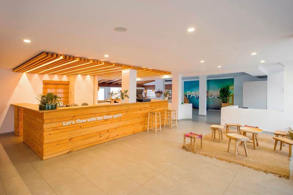 IBZ_70462_Hotel_Vibra_Bossa_Flow_0924_15.jpg