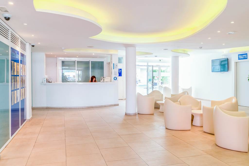 IBZ_85634_Bora_Bora_Apartments_0623_10.jpg