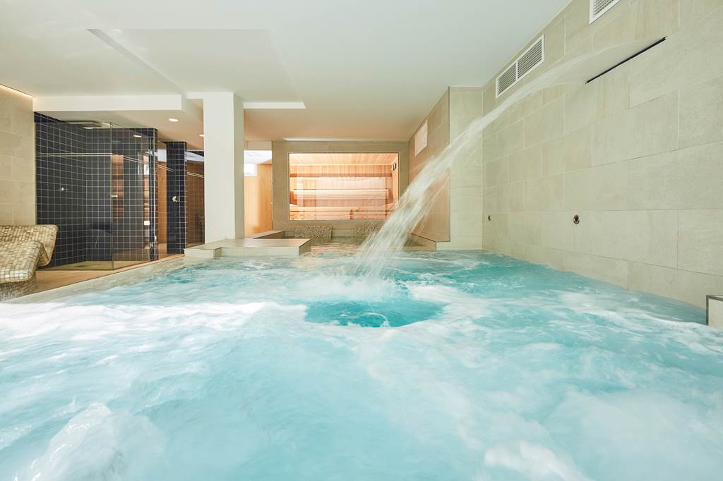 IBZ_4619_ebano_select_apts_&_spa_0618_10.jpg