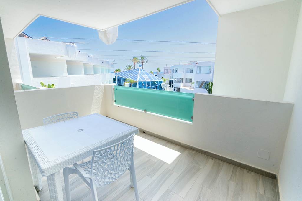 IBZ_85634_Bora_Bora_Apartments_0623_08.jpg