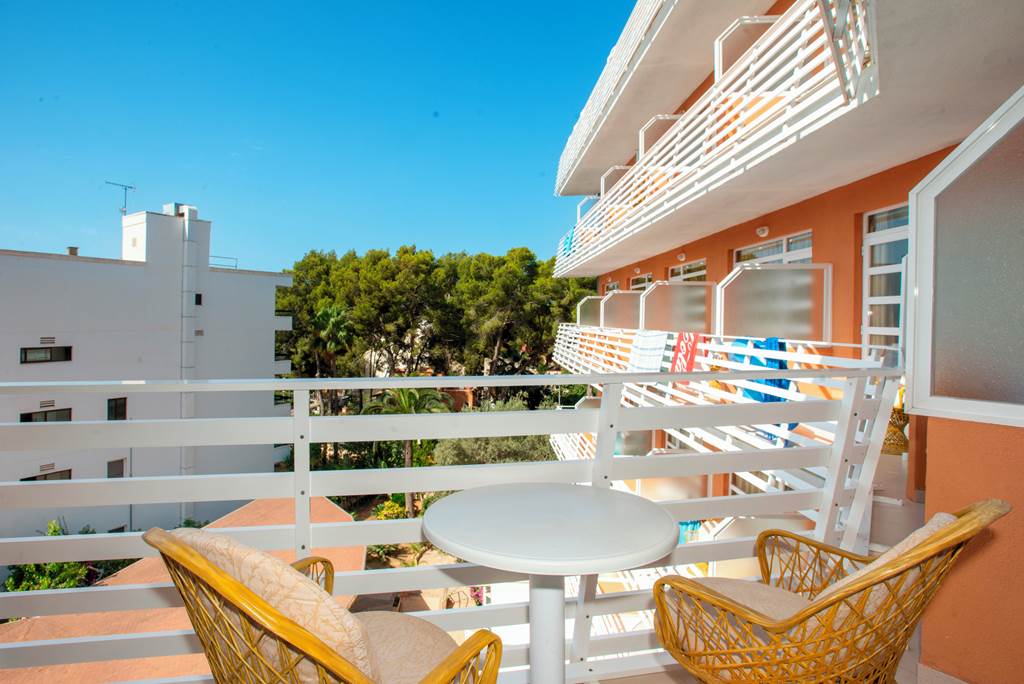 PMI_85484_Ona_Palmira_Suites_0824_24.jpg