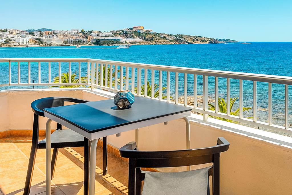 IBZ_75034_Apartamentos_Playasol_Jabeque_Dreams_1118_01.jpg