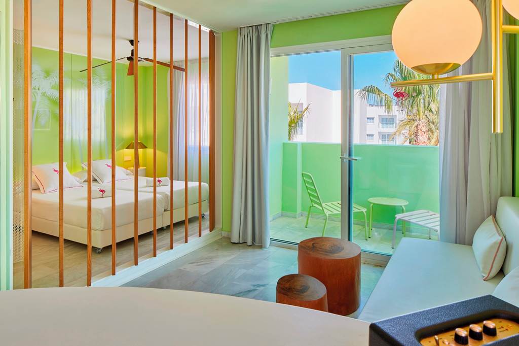 IBZ_78706_Tropicana_Ibiza_Suites_1224_10.jpg
