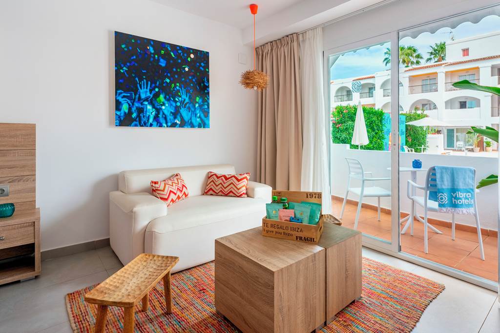 IBZ_70462_Hotel_Vibra_Bossa_Flow_0924_01.jpg