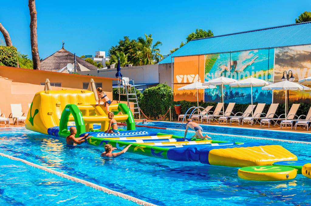 PMI_70025_VIVA_Blue_&_Spa_0722_01.jpg