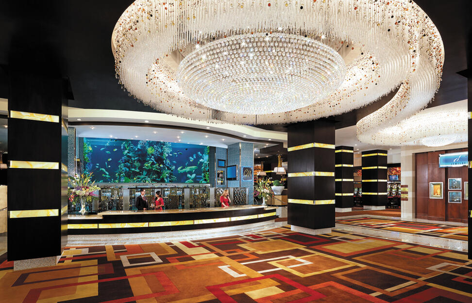 Golden-Nugget-Las-Vegas-1.jpg