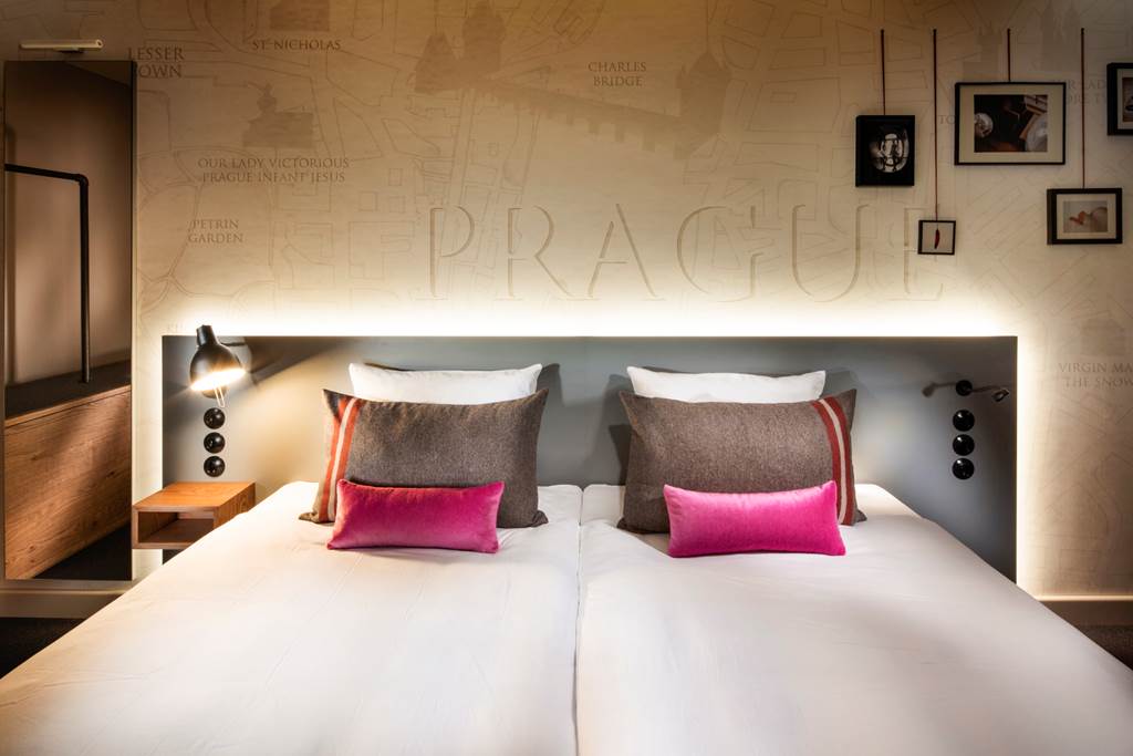 PRG_71611_pentahotel_prague_1217_02.jpg