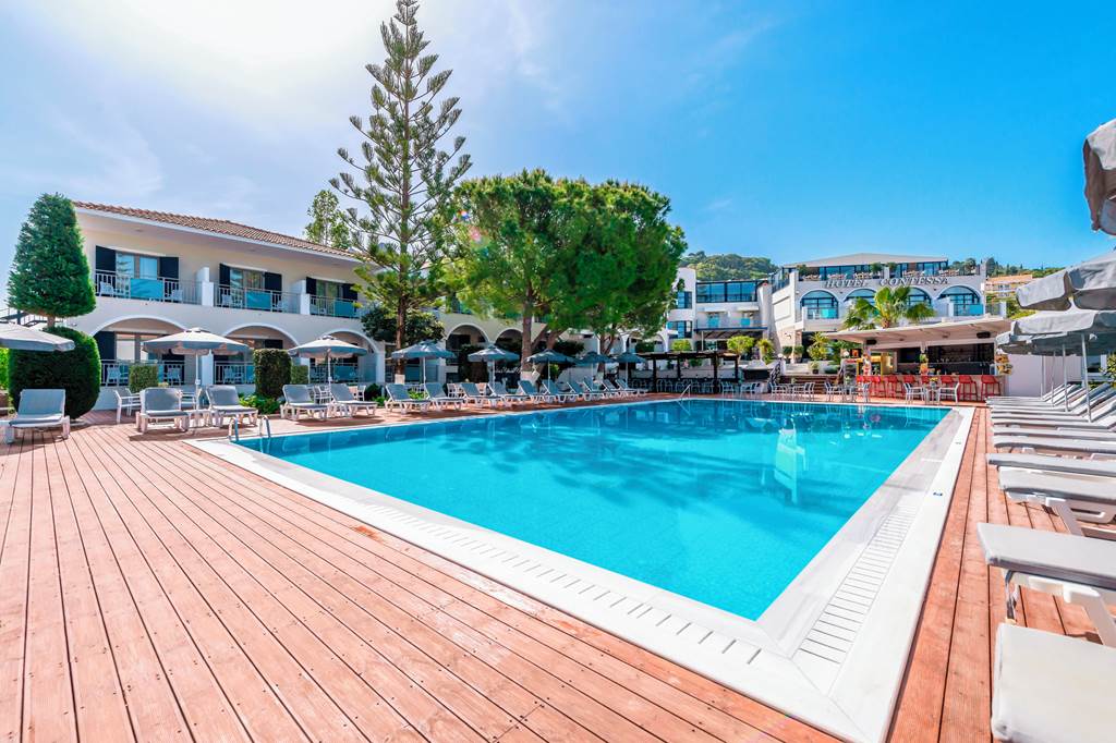ZTH_72045_Contessa_Hotel_1223_01.jpg