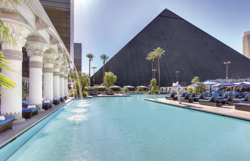 Luxor-Las-Vegas-1.jpg
