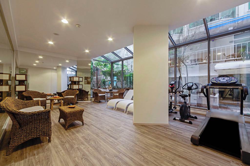 DLM_69306_Poseidon_Hotel_1124_01.jpg