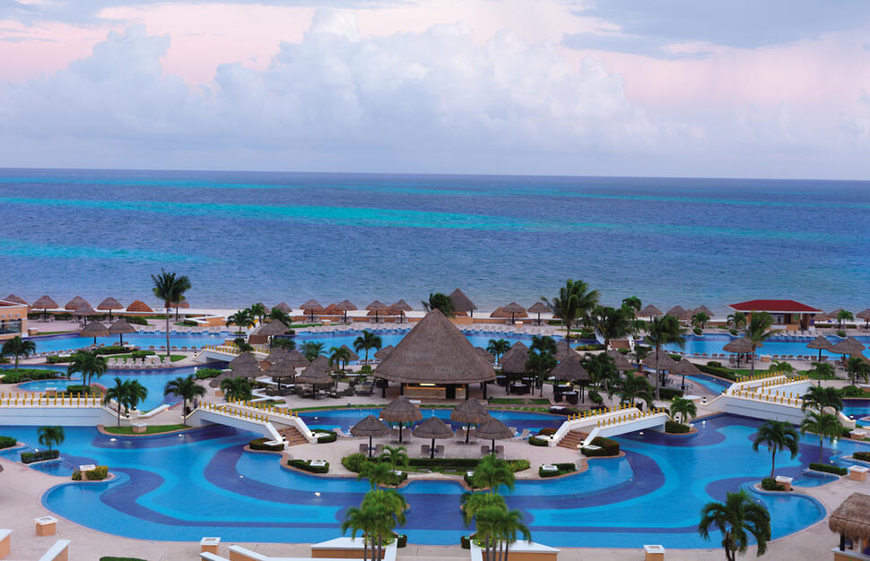 Moon-Palace-Cancun-18.jpg