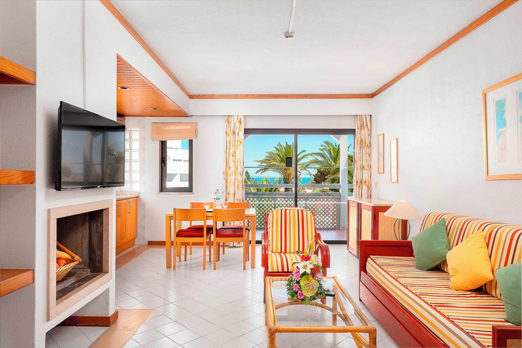 FAO_71802_Ourapraia_Hotel_Apartments_0922_21.jpg