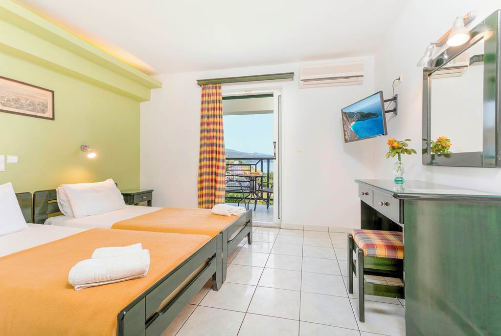 ZTH_81234_Sea_View_Hotel_1019_15.jpg