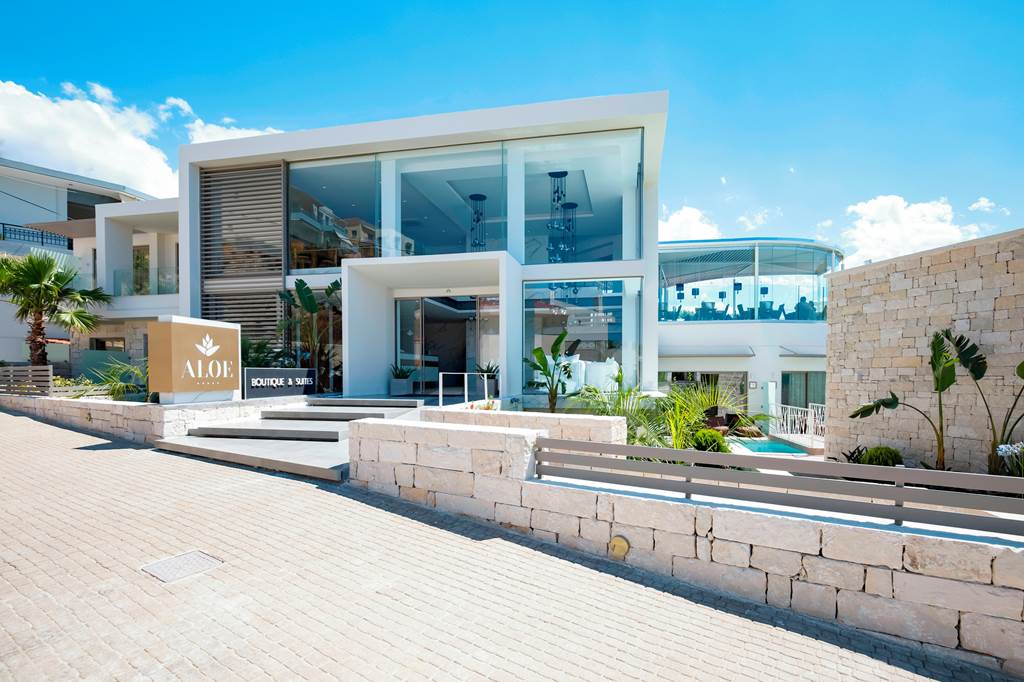 CHQ_81101_Aloe_Boutique_Hotel_&_Suites_0919_08.jpg