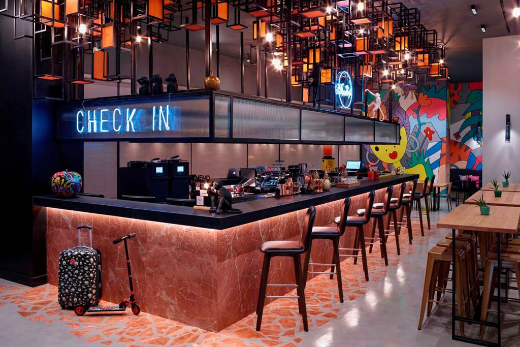 ATH_84000_Moxy_Athens_City_0822_04.jpg