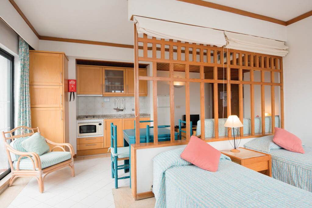FAO_71802_Ourapraia_Hotel_Apartments_1016_16.jpg