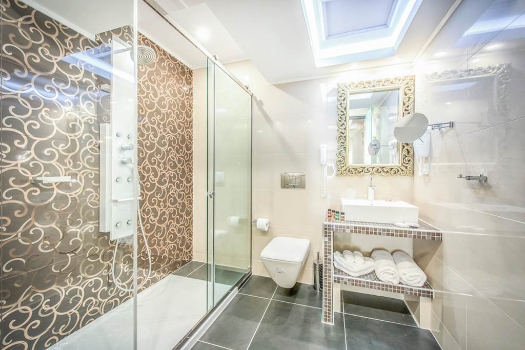 ZTH_82622_Koukounaria_Hotel_and_Suites_0223_05.jpg