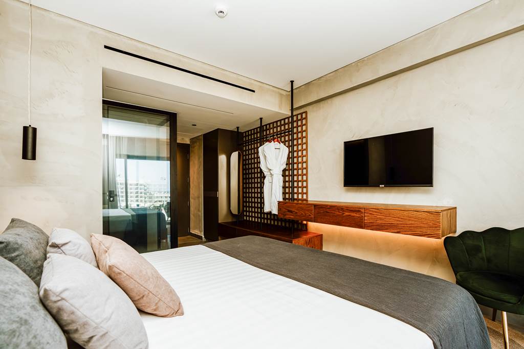 LCA_84829_Cavo_Zoe_Seaside_Hotel_0124_17.jpg