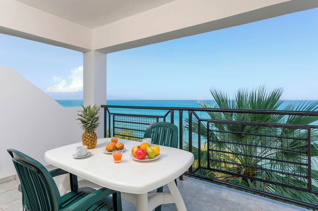 ZTH_81234_Sea_View_Hotel_1019_24.jpg