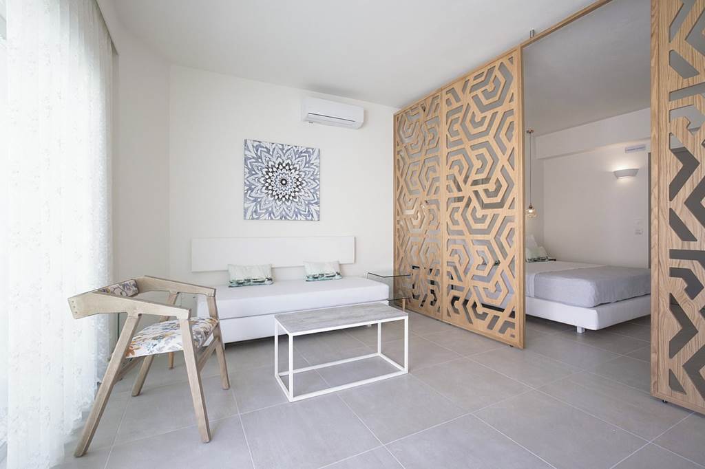 CHQ_81101_Aloe_Boutique_Hotel_&_Suites_0624_01.jpg